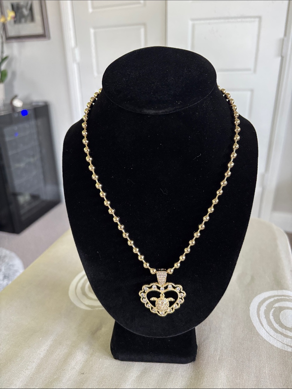 Gold Heart - Turtle Pendant Necklace - Elegant Women's Jewelry